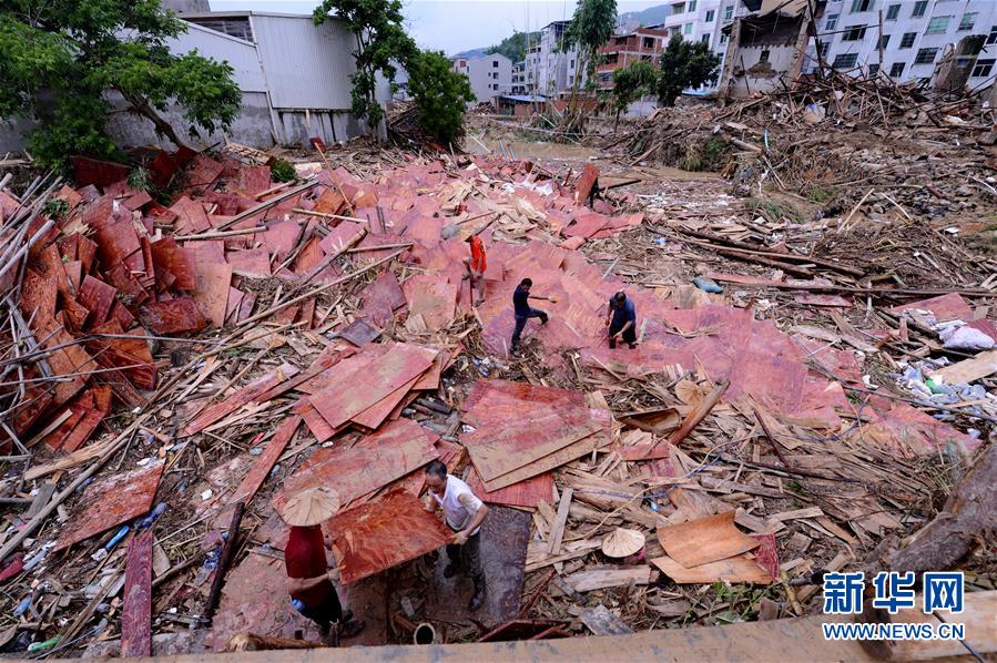 福建閩清：洪水肆虐致10人死亡11人失蹤